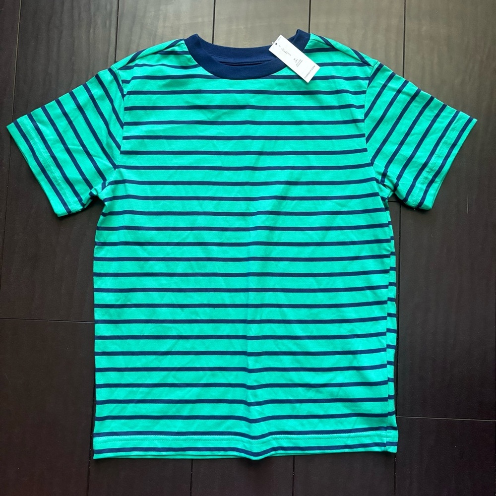 NWT Old Navy striped navy & green boys t-shirt size 8 Medium